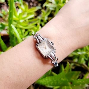 Vintage Ancre 15 Rubis Dainty Ornate Silver Stretch Watch with Gold Indices